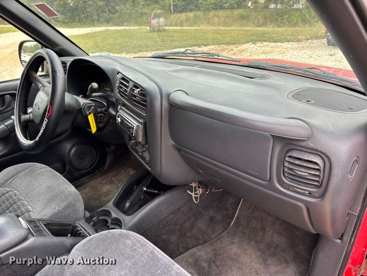 image for item DO2237 2000 Chevrolet Blazer LS SUV