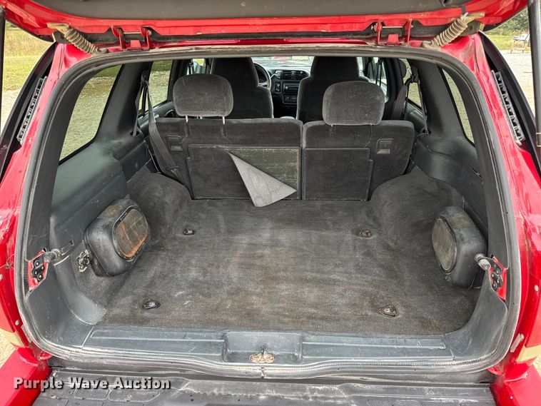 image for item DO2237 2000 Chevrolet Blazer LS SUV