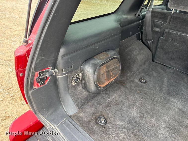 image for item DO2237 2000 Chevrolet Blazer LS SUV