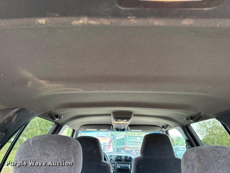 image for item DO2237 2000 Chevrolet Blazer LS SUV