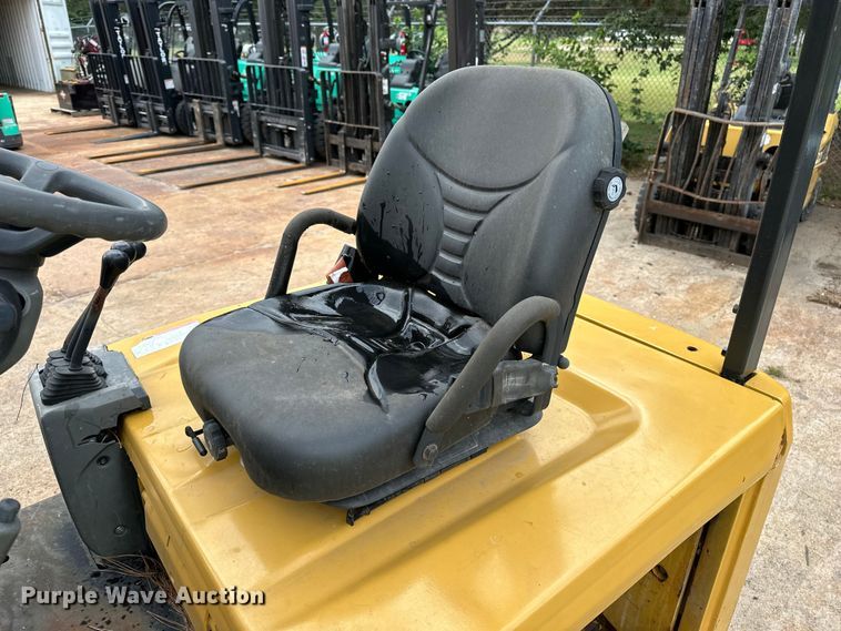 image for item DP8851 2013 Caterpillar EC25N2 forklift