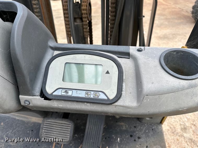 image for item DP8851 2013 Caterpillar EC25N2 forklift