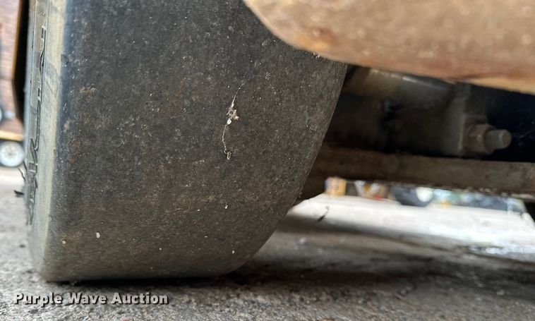 image for item DP8851 2013 Caterpillar EC25N2 forklift