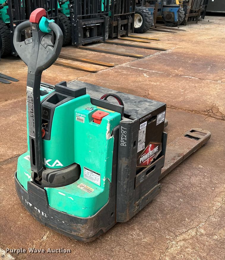 image for item DP8852 2018 Mitsubishi PW30L pallet jack