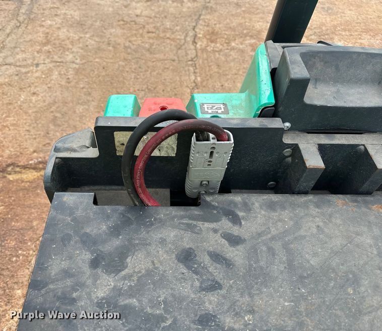 image for item DP8852 2018 Mitsubishi PW30L pallet jack