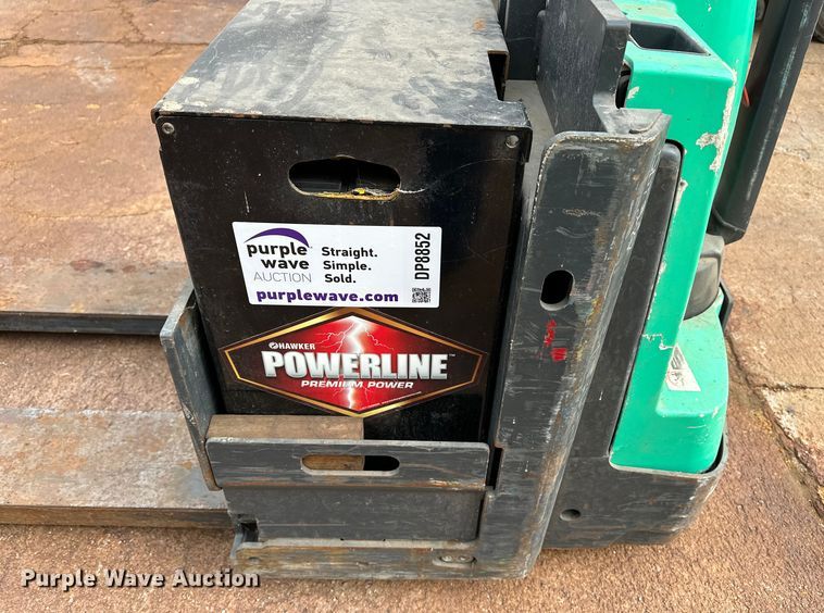 image for item DP8852 2018 Mitsubishi PW30L pallet jack