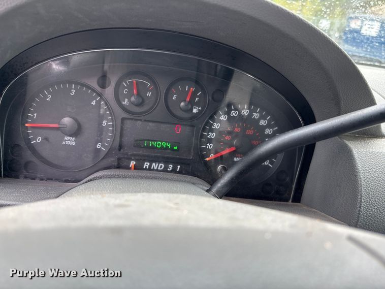 image for item DT3424 2005 Ford Freestar van