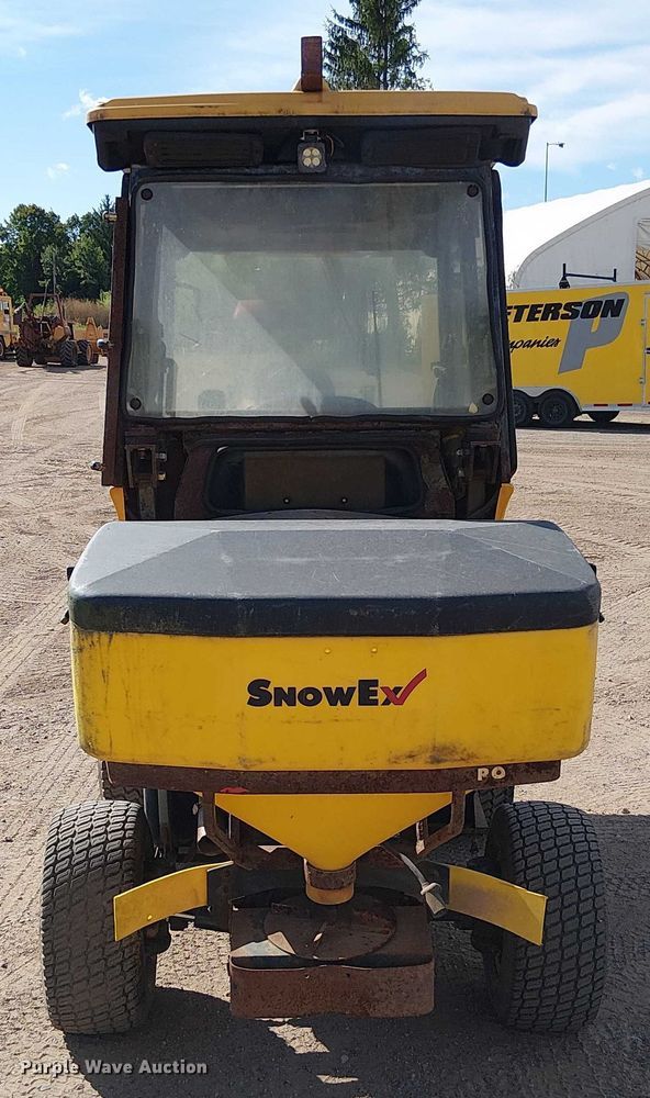 image for item DT6280 Hustler 3700 lawn mower