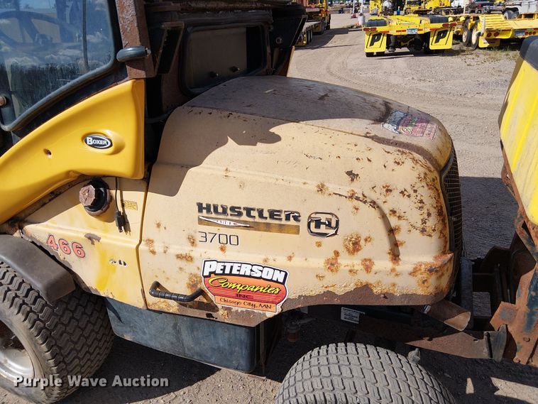 image for item DT6280 Hustler 3700 lawn mower