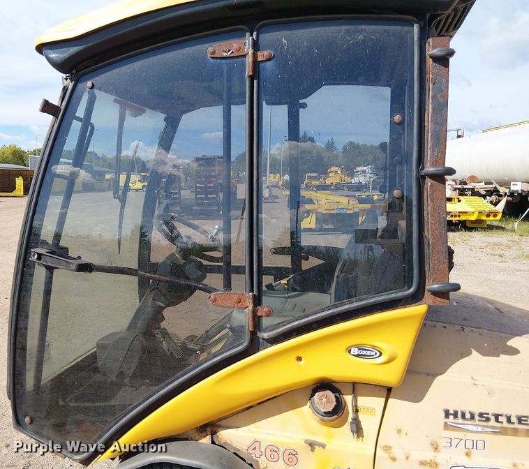 image for item DT6280 Hustler 3700 lawn mower