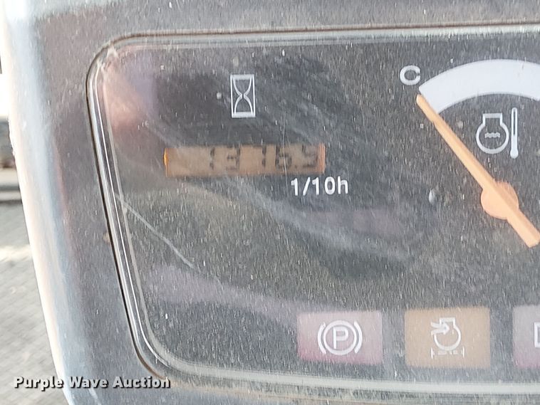 image for item DT6280 Hustler 3700 lawn mower