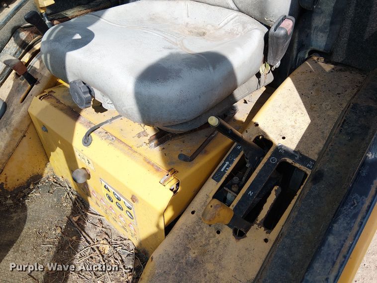 image for item DT6280 Hustler 3700 lawn mower