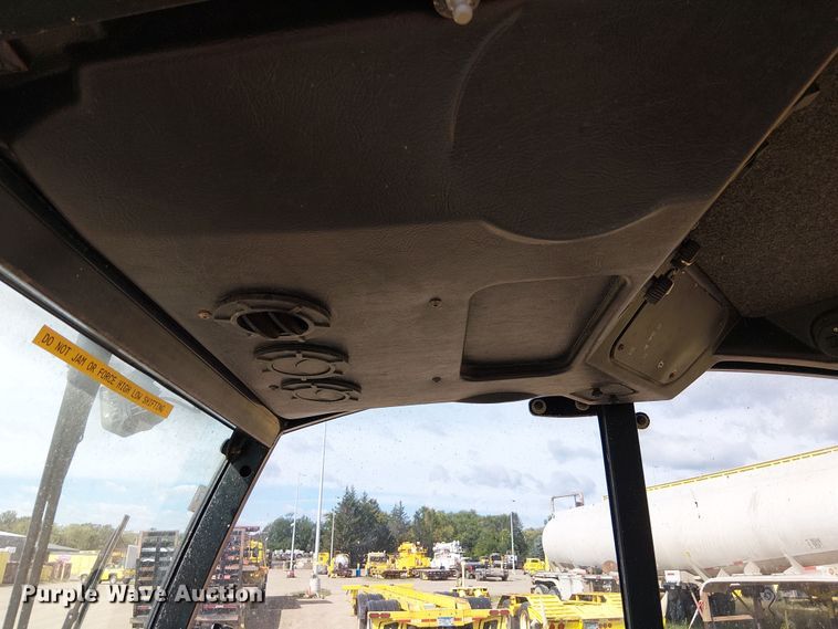 image for item DT6280 Hustler 3700 lawn mower