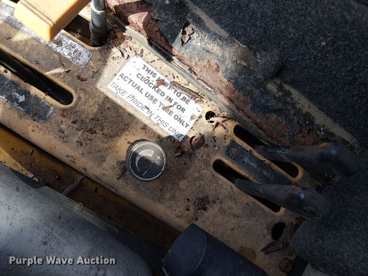 image for item DT6280 Hustler 3700 lawn mower