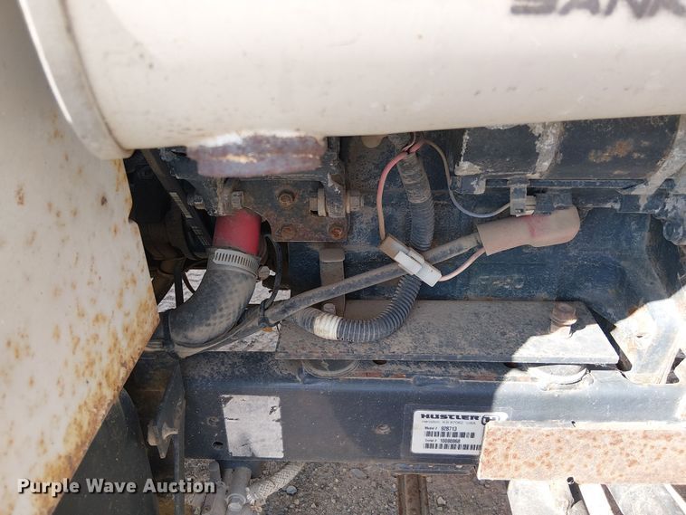 image for item DT6280 Hustler 3700 lawn mower