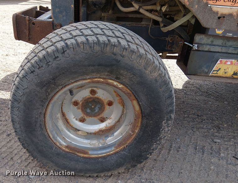 image for item DT6280 Hustler 3700 lawn mower