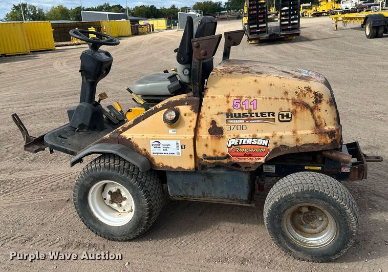 image for item DT6281 Hustler 3700 lawn mower