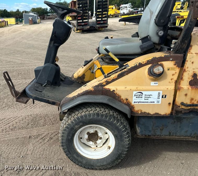 image for item DT6281 Hustler 3700 lawn mower