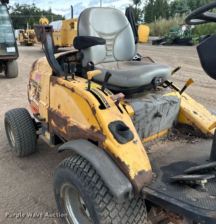 image for item DT6281 Hustler 3700 lawn mower