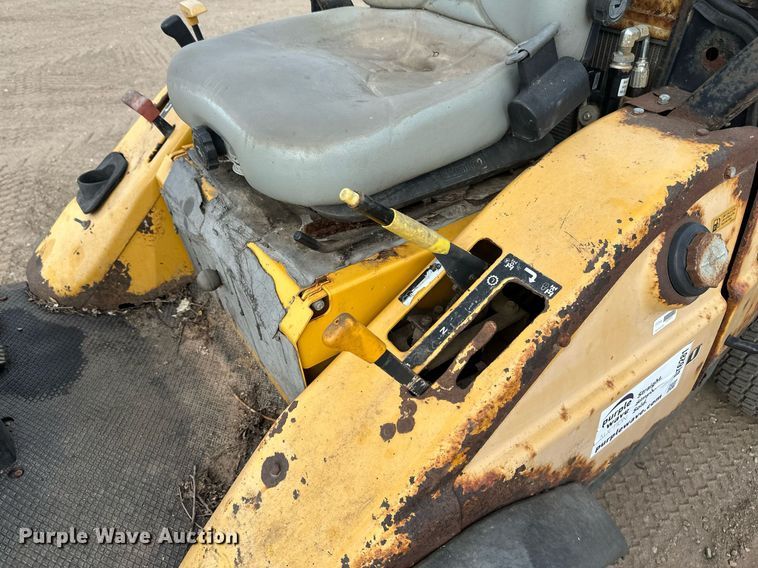 image for item DT6281 Hustler 3700 lawn mower