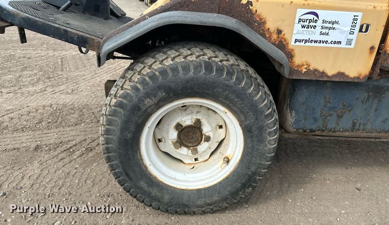 image for item DT6281 Hustler 3700 lawn mower