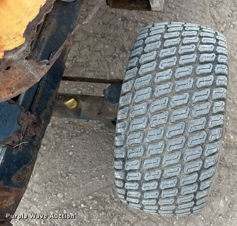 image for item DT6281 Hustler 3700 lawn mower