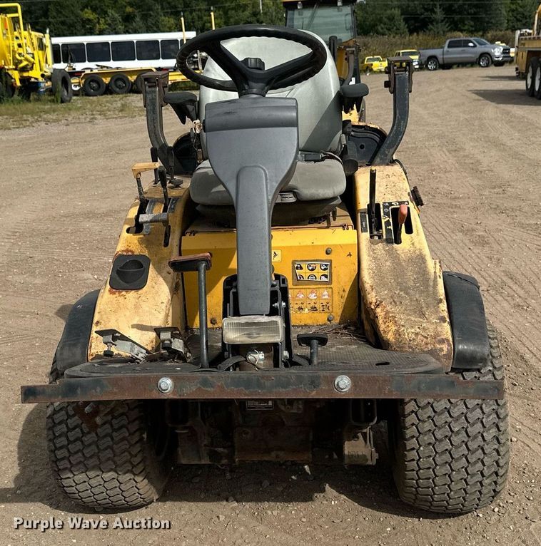 image for item DT6282 Hustler 3700 lawn mower