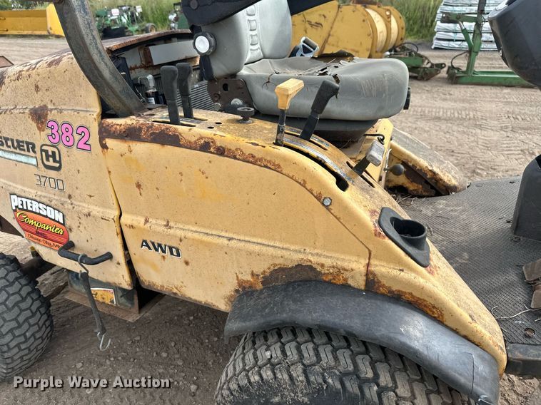 image for item DT6282 Hustler 3700 lawn mower