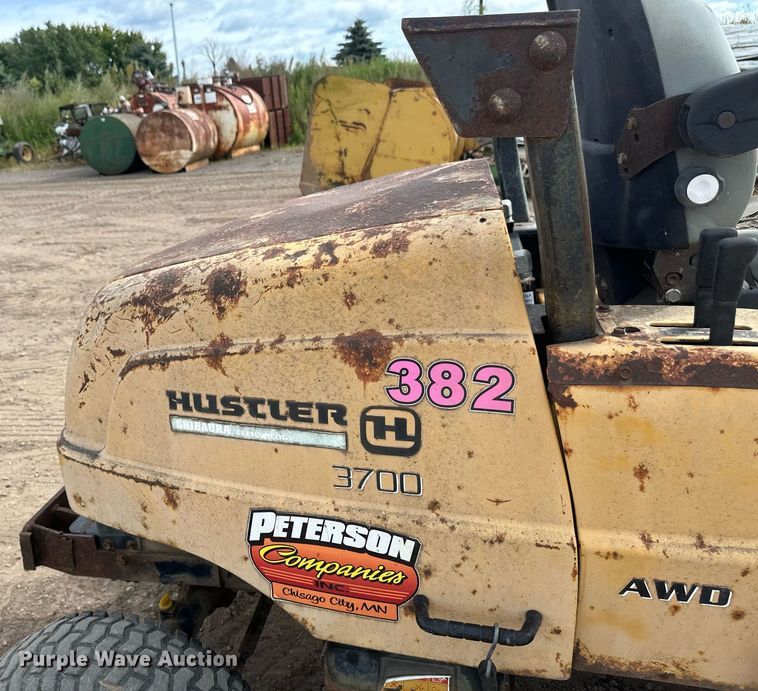 image for item DT6282 Hustler 3700 lawn mower