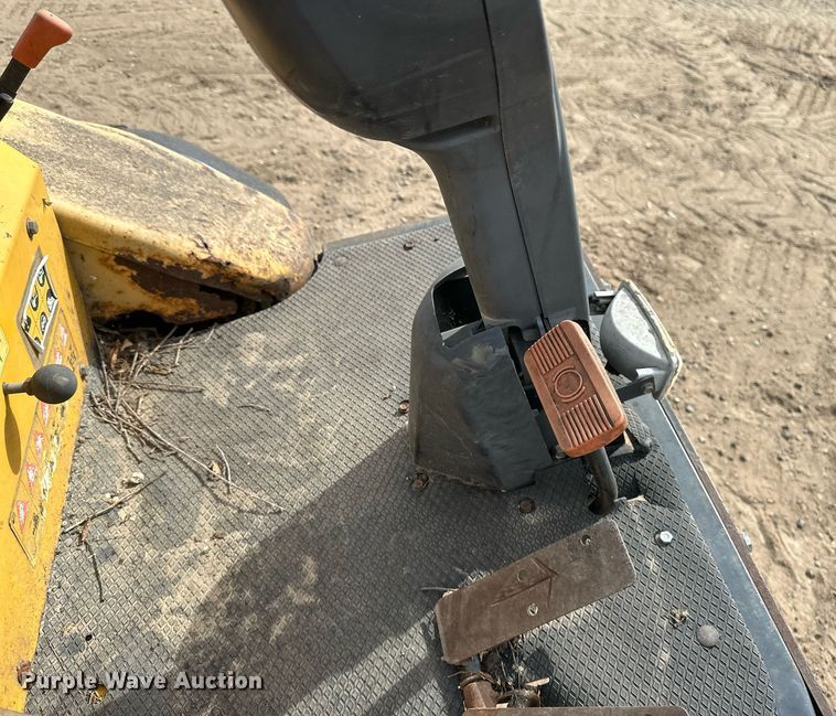 image for item DT6282 Hustler 3700 lawn mower