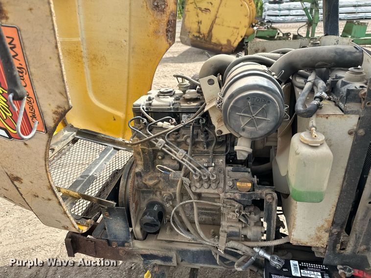 image for item DT6282 Hustler 3700 lawn mower