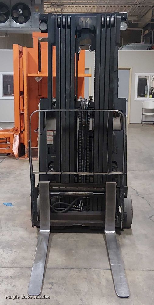 image for item DT6298 crown Cascade sideshifter 55S-SSS-AO2 forklift