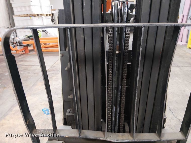 image for item DT6298 crown Cascade sideshifter 55S-SSS-AO2 forklift