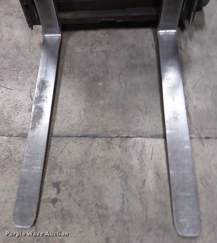 image for item DT6298 crown Cascade sideshifter 55S-SSS-AO2 forklift