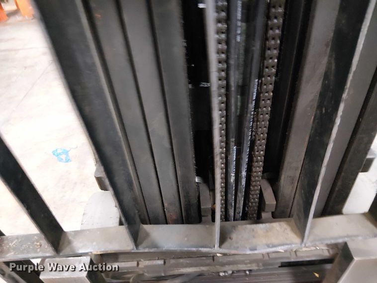 image for item DT6298 crown Cascade sideshifter 55S-SSS-AO2 forklift