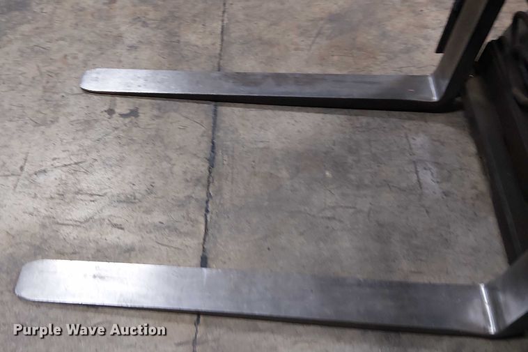 image for item DT6298 crown Cascade sideshifter 55S-SSS-AO2 forklift