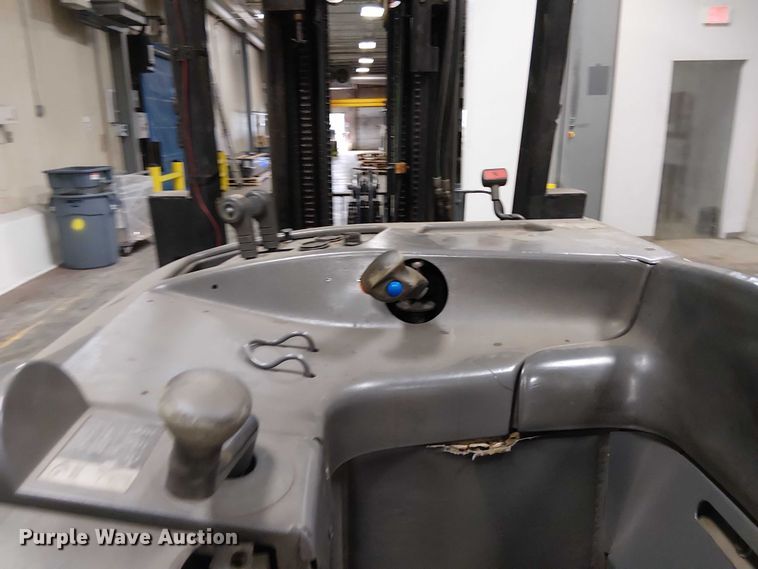 image for item DT6298 crown Cascade sideshifter 55S-SSS-AO2 forklift