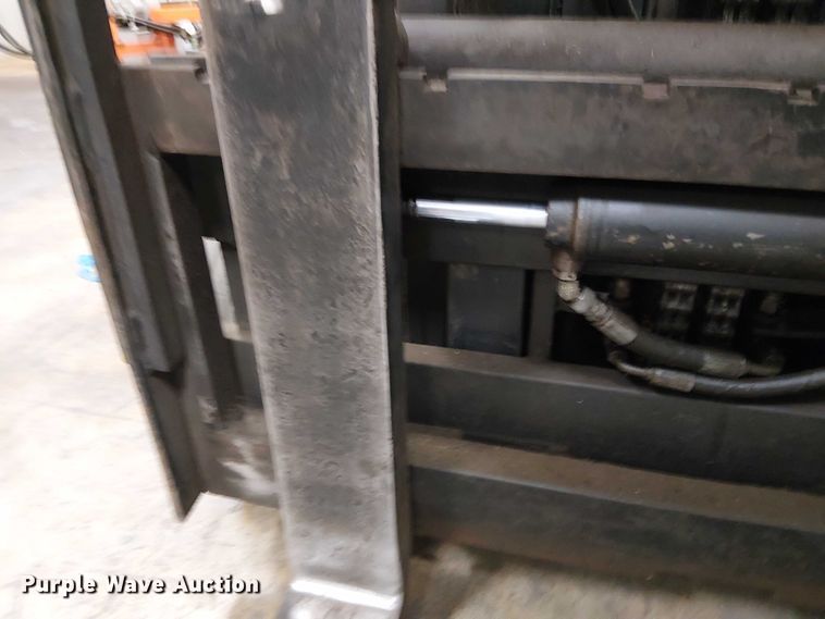 image for item DT6299 crown RC302C-35 forklift