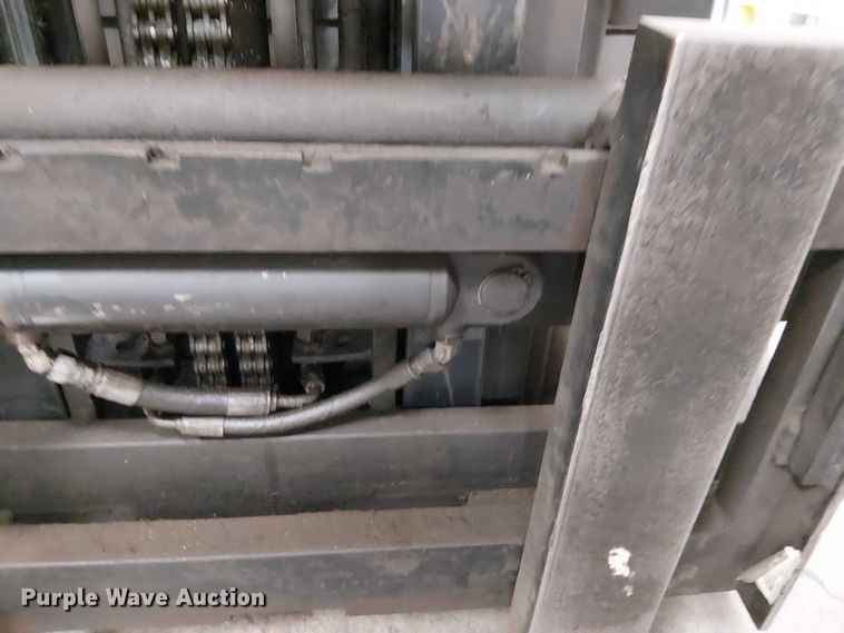 image for item DT6299 crown RC302C-35 forklift