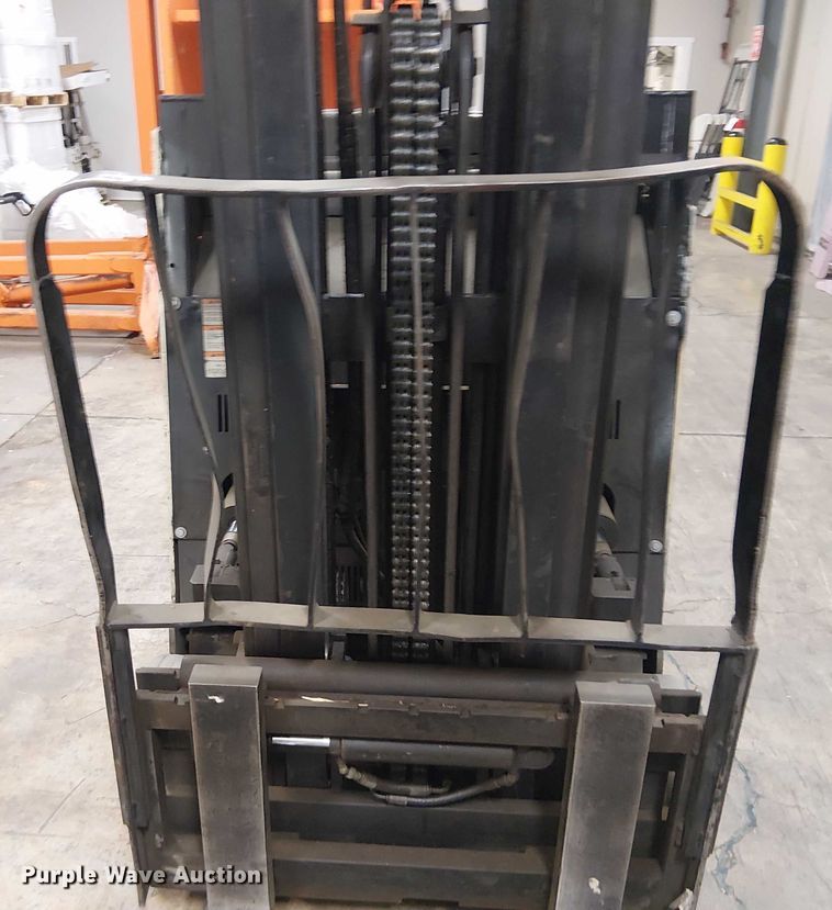 image for item DT6299 crown RC302C-35 forklift