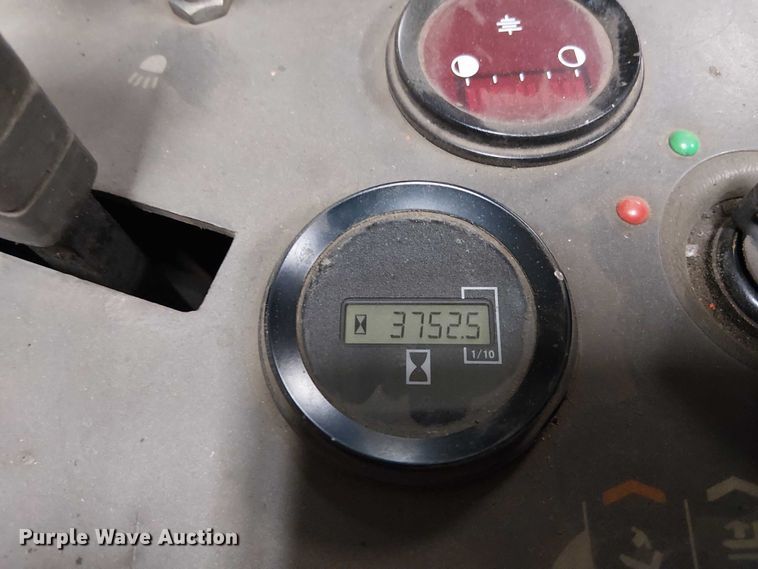 image for item DT6299 crown RC302C-35 forklift