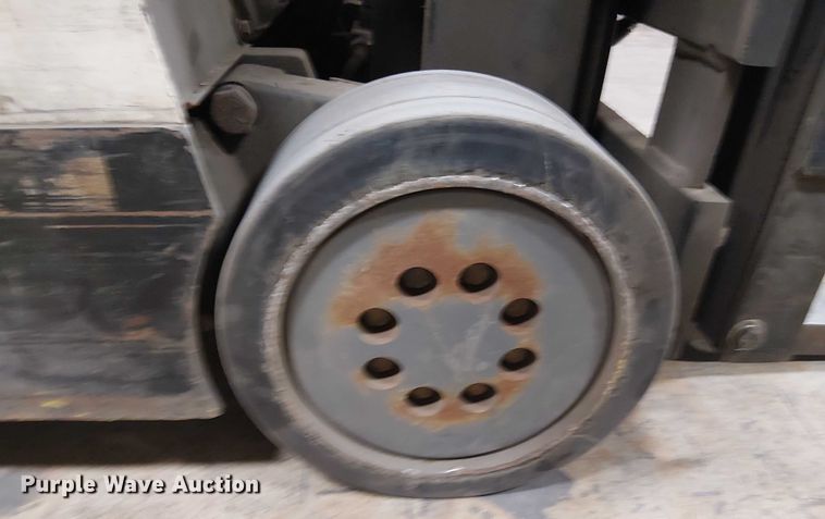 image for item DT6299 crown RC302C-35 forklift