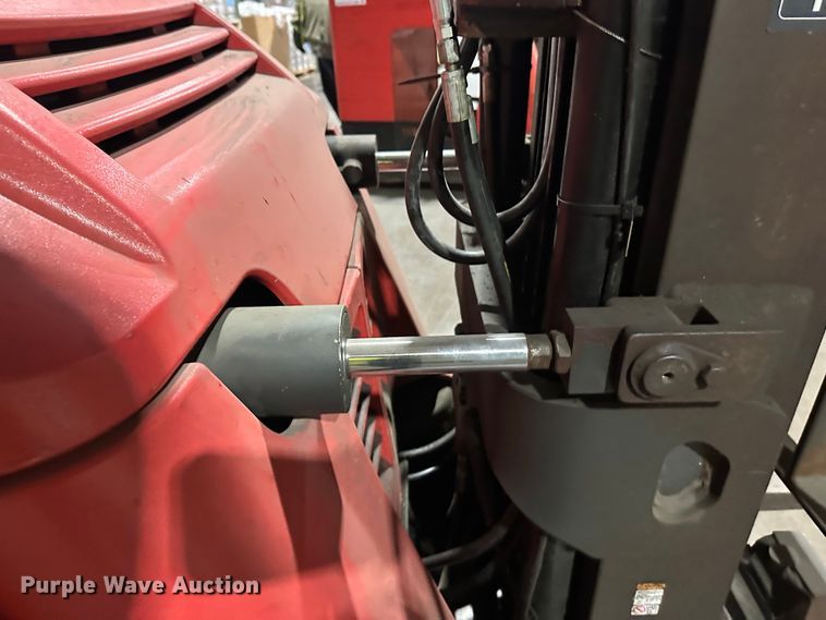 image for item DT6300 Raymond 425-C40QM forklift