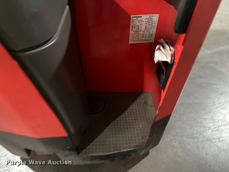 image for item DT6300 Raymond 425-C40QM forklift