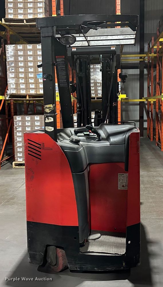 image for item DT6301 Raymond 425-C40QM forklift