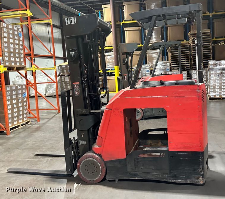 image for item DT6301 Raymond 425-C40QM forklift