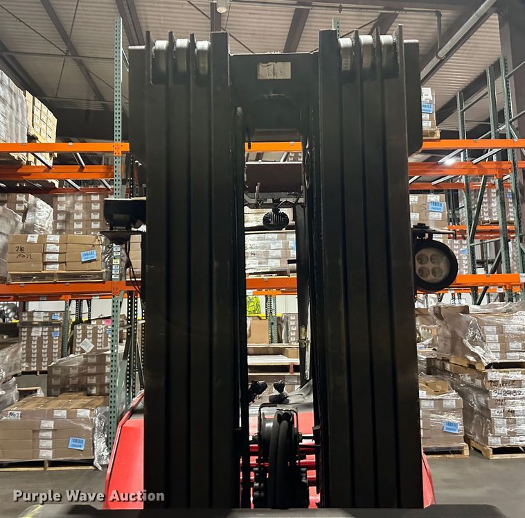 image for item DT6301 Raymond 425-C40QM forklift