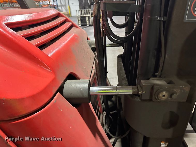 image for item DT6301 Raymond 425-C40QM forklift