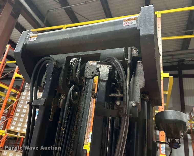 image for item DT6301 Raymond 425-C40QM forklift