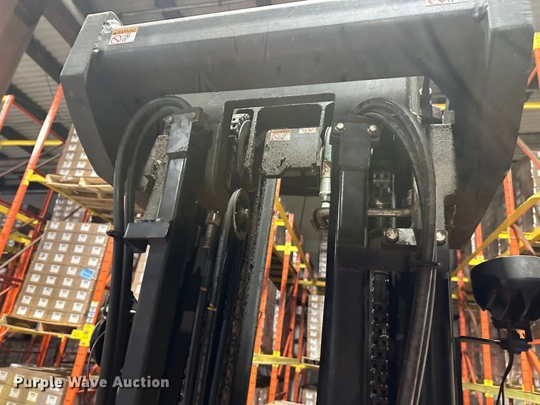 image for item DT6301 Raymond 425-C40QM forklift